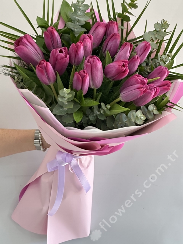 20 Fuchsia Tulip Bouquet