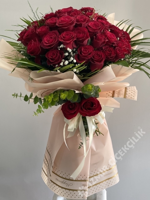 Amour Red Rose Bouquet