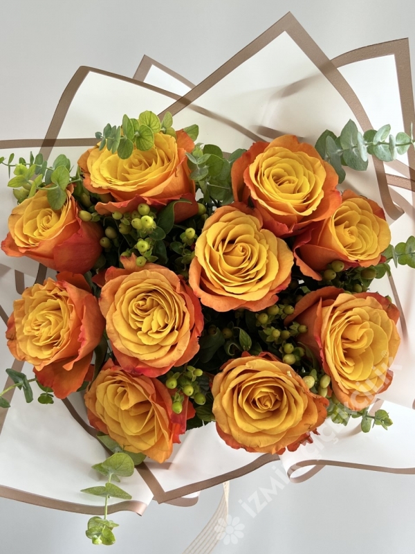 10 Orange Rose Bouquet