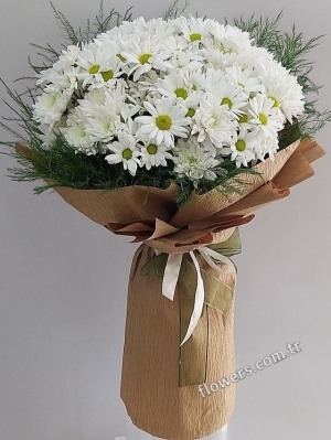 Wonderful White Daisy Bouquet
