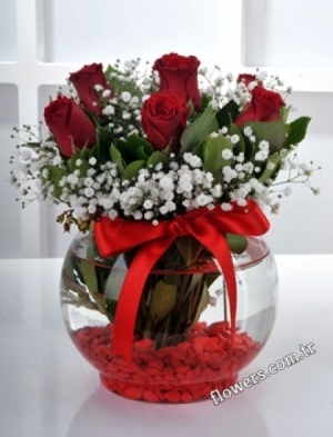 7 Red Roses In Bowl Vase