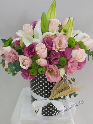 Gorgeous Blooms In Box