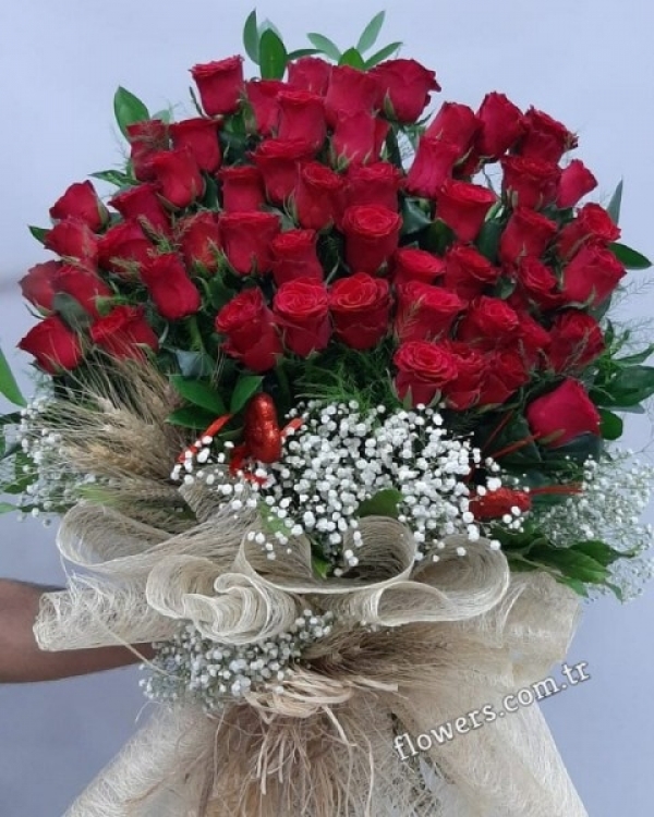 LOVELY BOUQUET