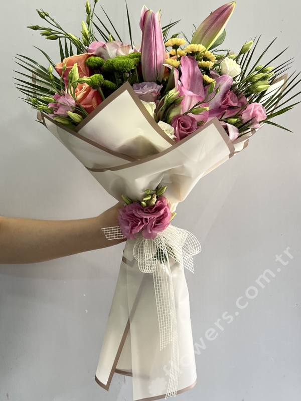 Deluxe Spring Bouquet