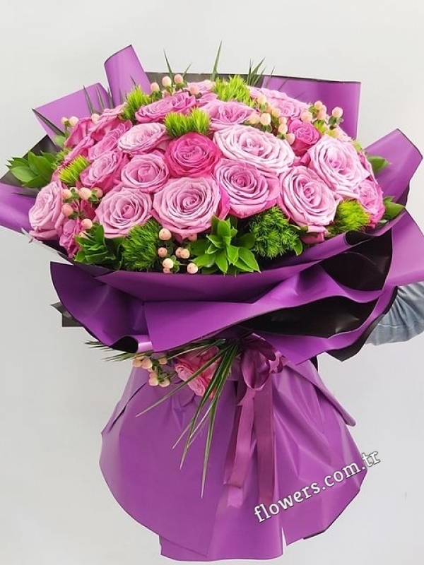 41 Pink Roses Bouquet