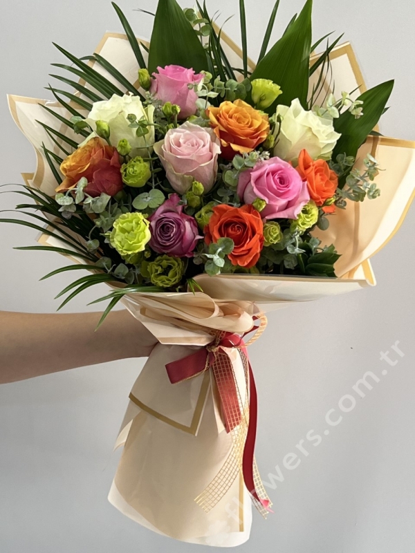 Elegant Mix Rose Bouquet