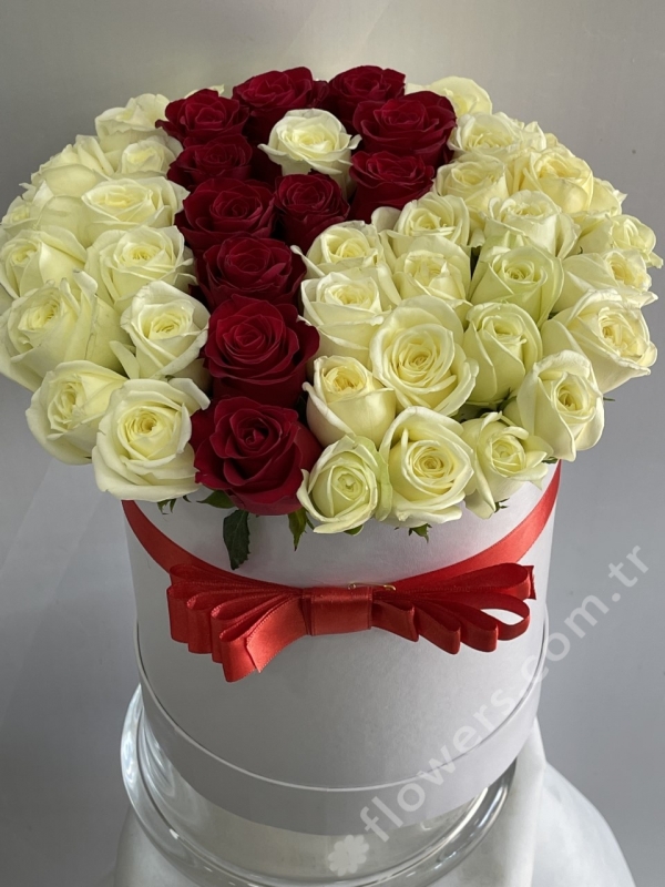 Special Initial Letter Rose Box