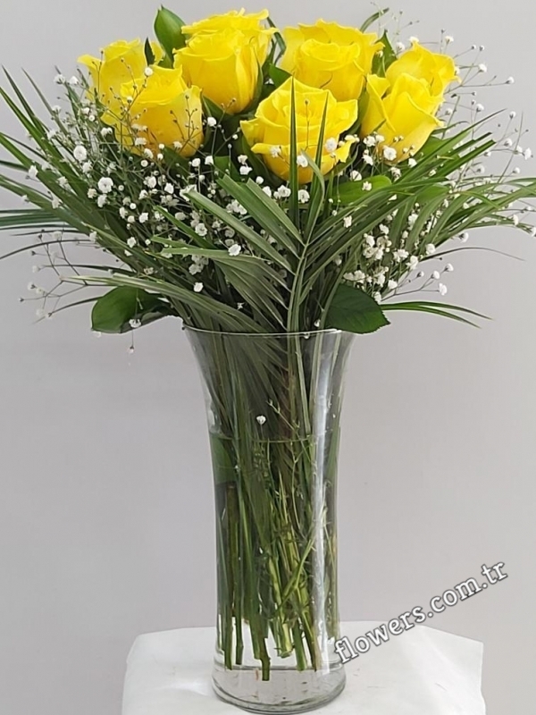 Gorgeous Yellow Roses In Vase