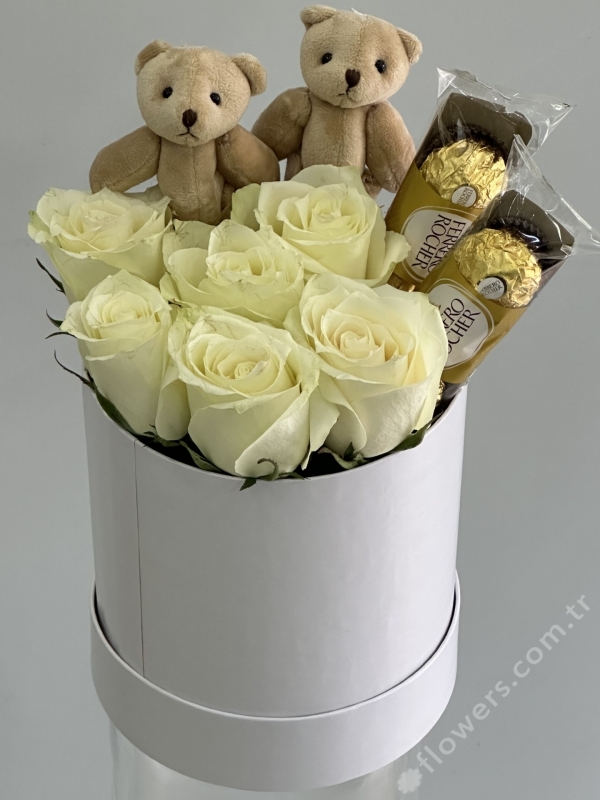 Rose teddy bear in box deals